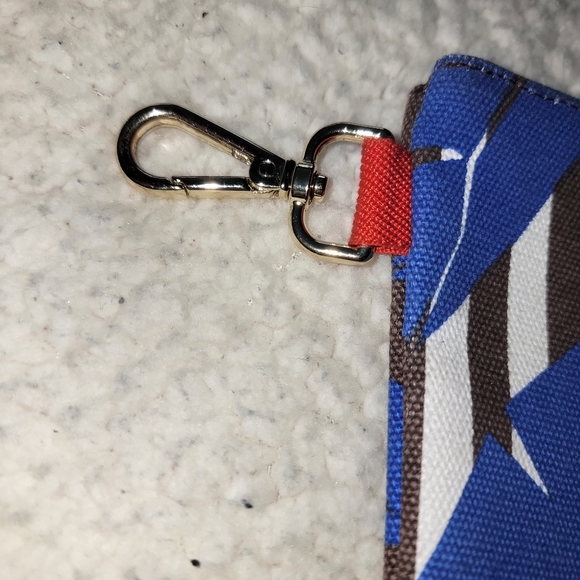 💙Henri Bendel CLASP POUCH - CANVAS AND RED LEATHER ♥️ ACCENTS - Picture 3 of 7